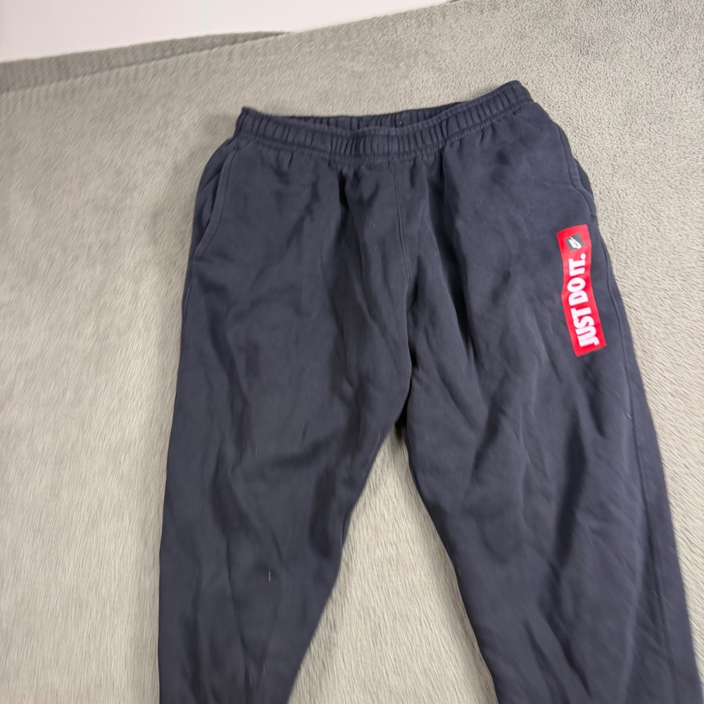 Nike Mens Just Do It Fleece Joggers Black Red Graphic Sweatpants Size Large